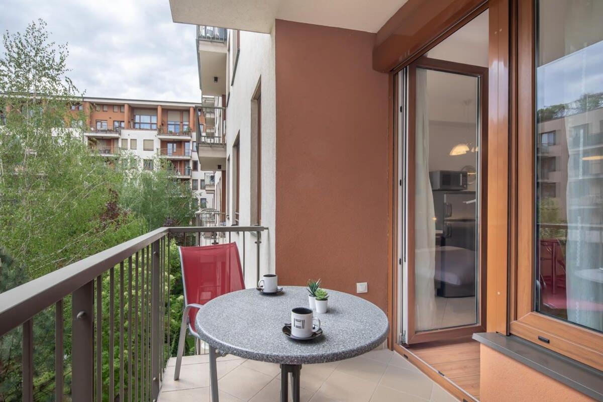 - Balcony - Modern Apartamento *
