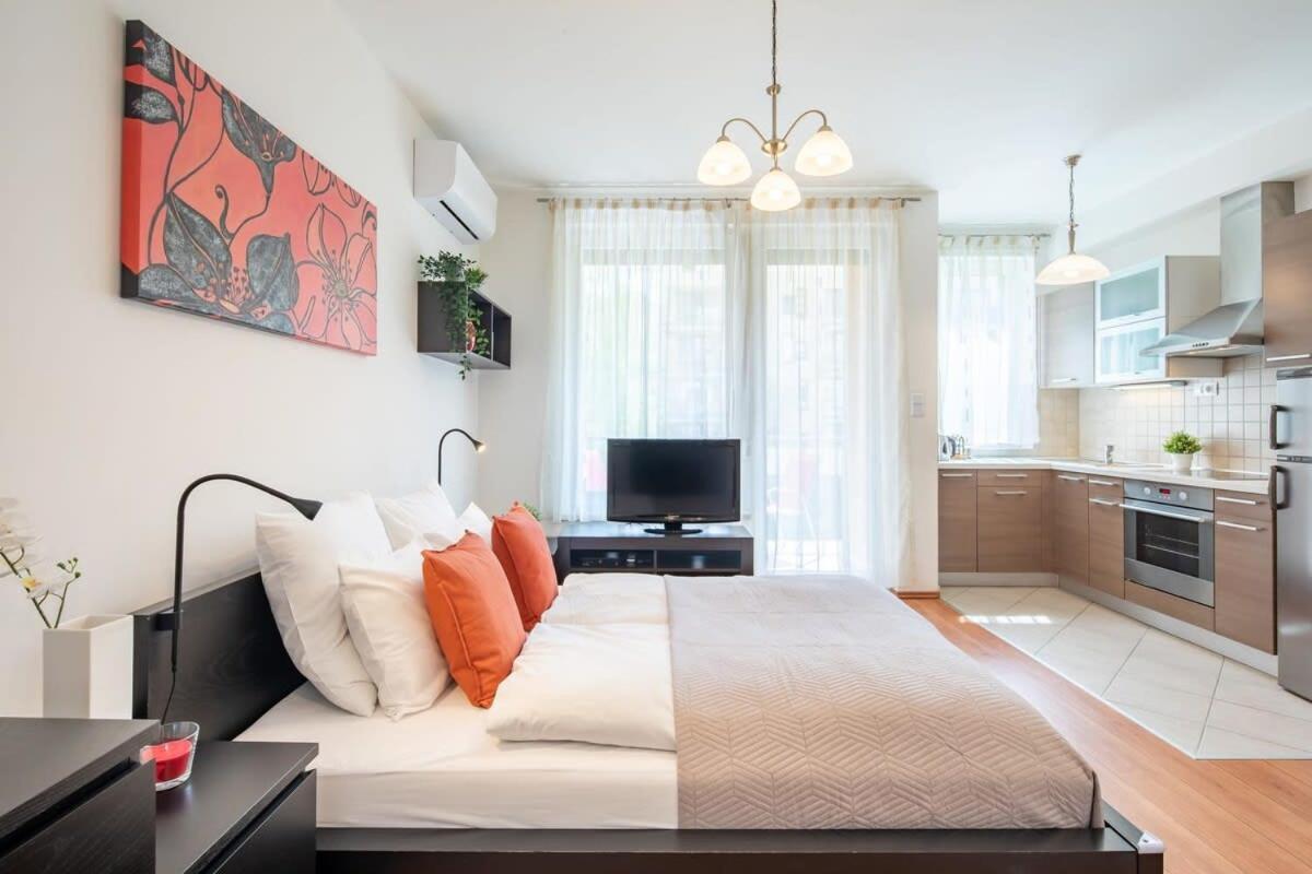 - Balcony - Modern Budapest